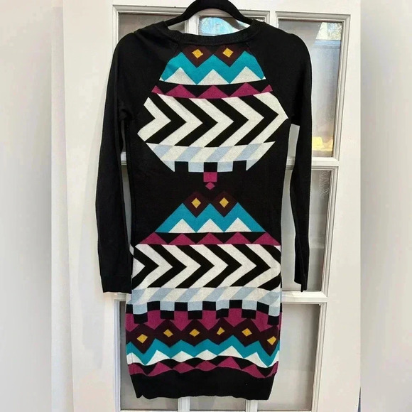 Jessica Simpson Folklore Bohemian Southwestern Sweater Dress Stretchy Size Small - Picture 3 of 7